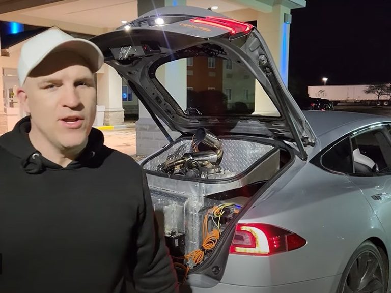 Американские блогеры сделали Tesla дальнобойнее