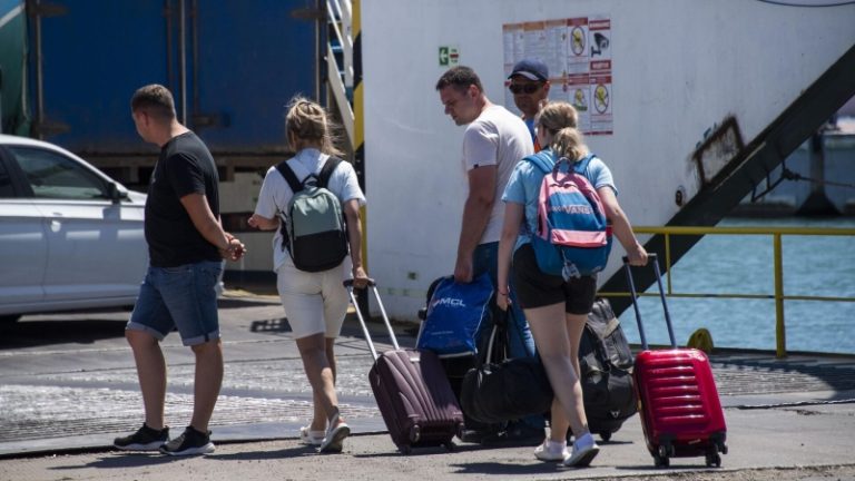 Важное в туризме за неделю: теракт на Крымском мосту и болезнь в Египте