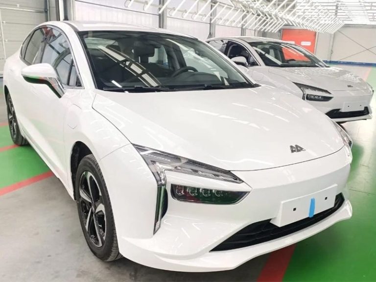 “Автотор” поделился фотографиями своего первого автомобиля