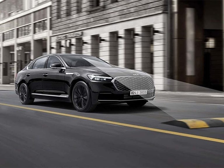 Kia K9 слегка обновили дизайн