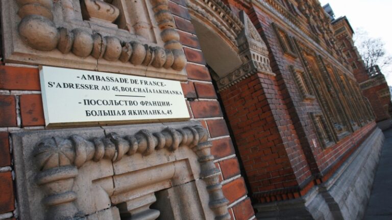 Посольство Франции подтвердило рост стоимости шенгенской визы